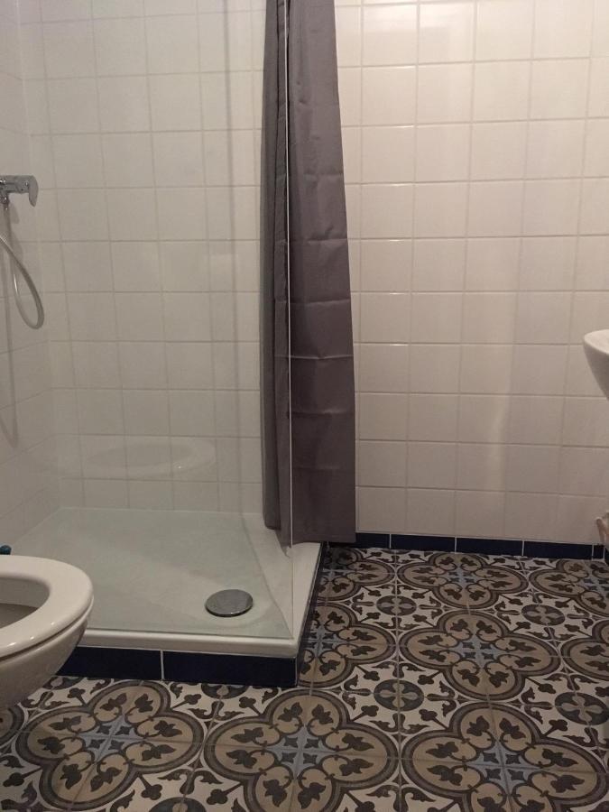 Appartement Am Hafenplatz 巴特卡尔斯哈芬 外观 照片